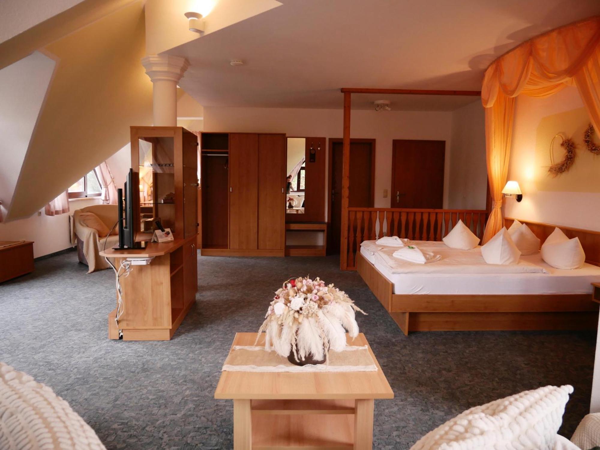 Hotel Waldesruh Lengefeld  Bagian luar foto